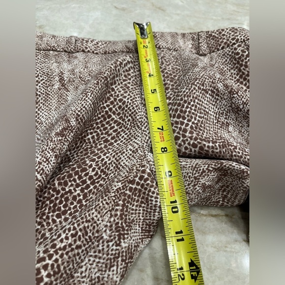 Banana Republic | Avery Fit Snakeskin Print Trouser | Size 2 - Picture 8 of 12